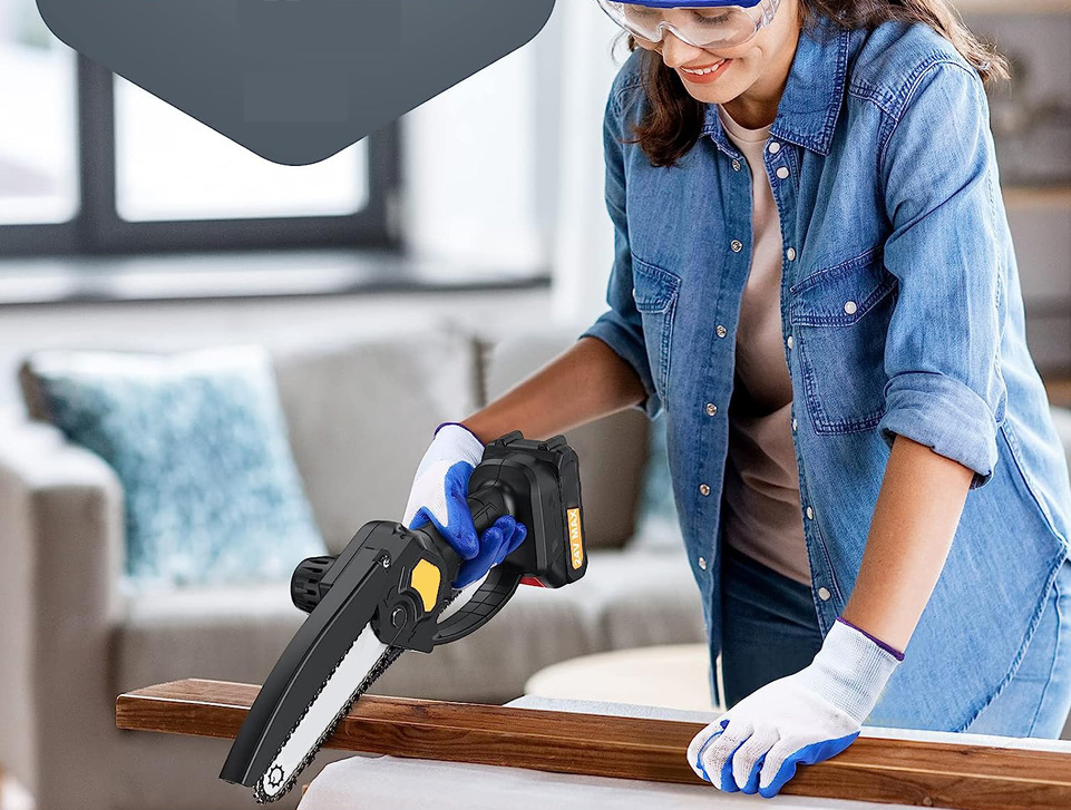 Cordless Mini Chain Saw with Splash Guard 6-Inch Electric Chain Saw ...